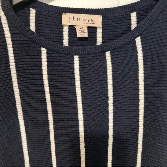 Philosophy Women Large Navy Blue White striped Crew Neck Ribbed Stretch Sweater - Picture 2 of 10